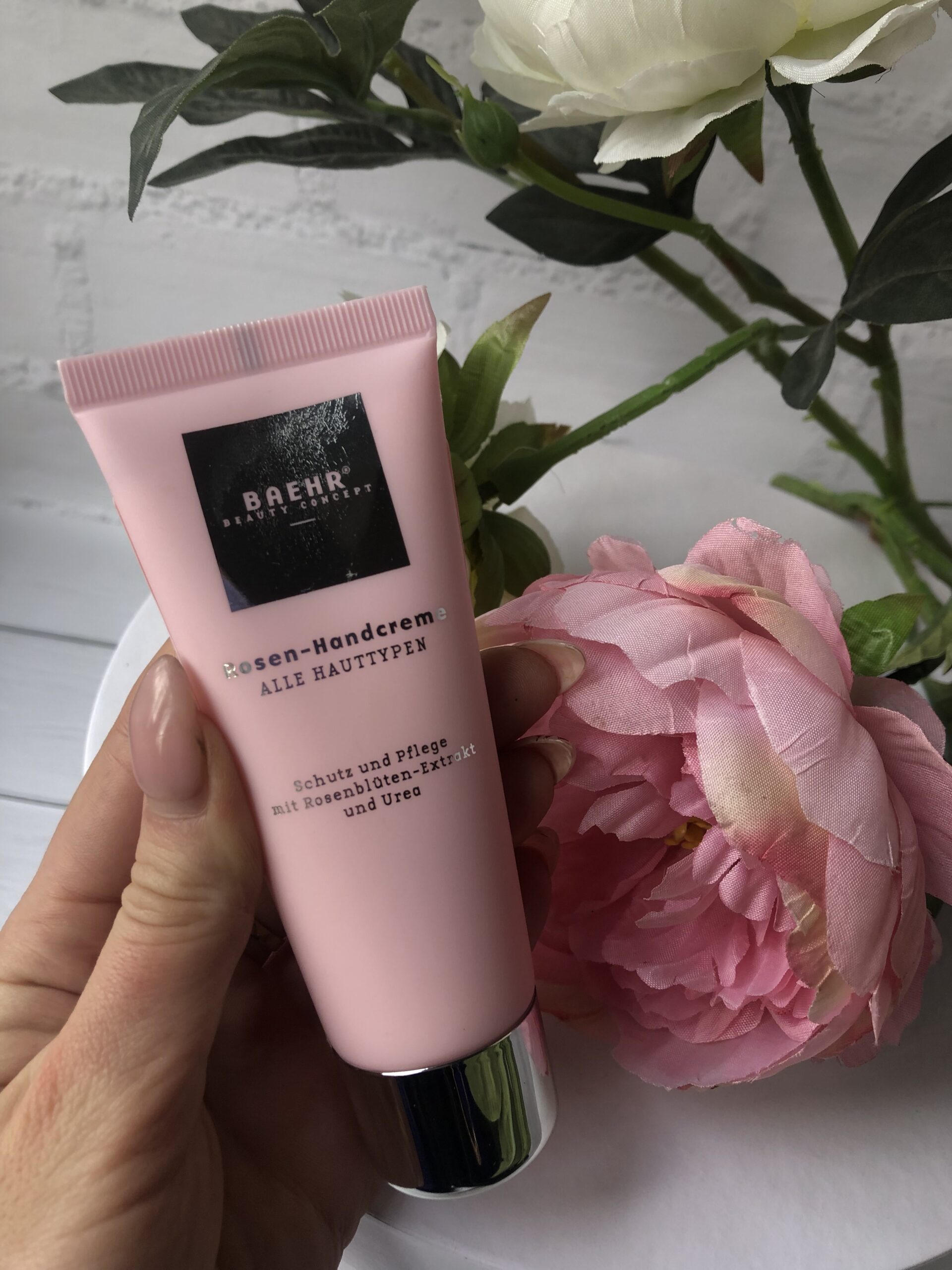 Крем для рук з екстрактом троянди та сечовиною 75мл (ROSEN-HANDCREME), BAEHR - Зображення 3