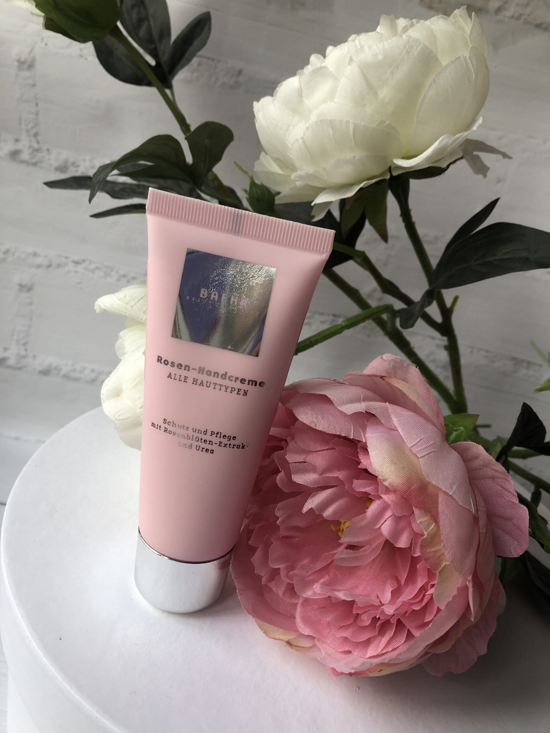 Крем для рук з екстрактом троянди та сечовиною 75мл (ROSEN-HANDCREME), BAEHR - Зображення 2